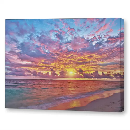 Яркий закат