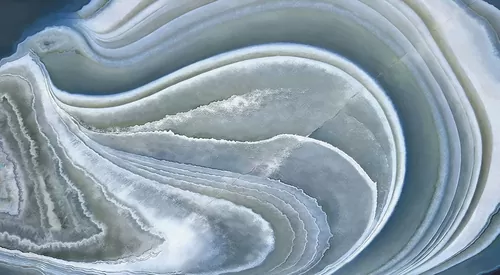 Камень в разрезе