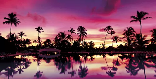 Закат у бассейна