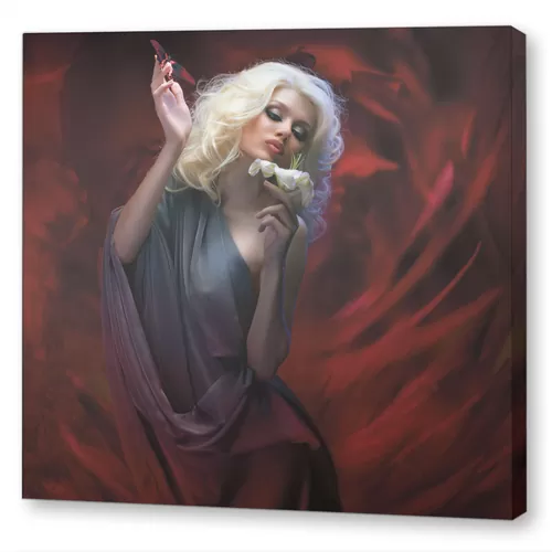 Девушка с цветком