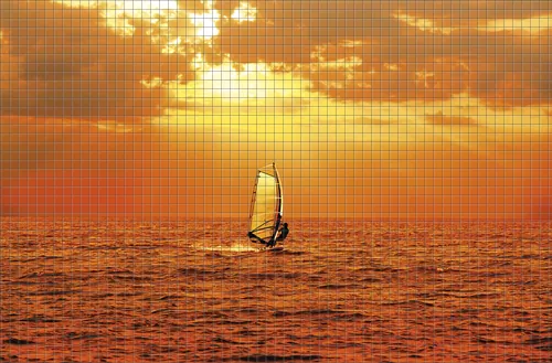 Виндсёрфер на закате